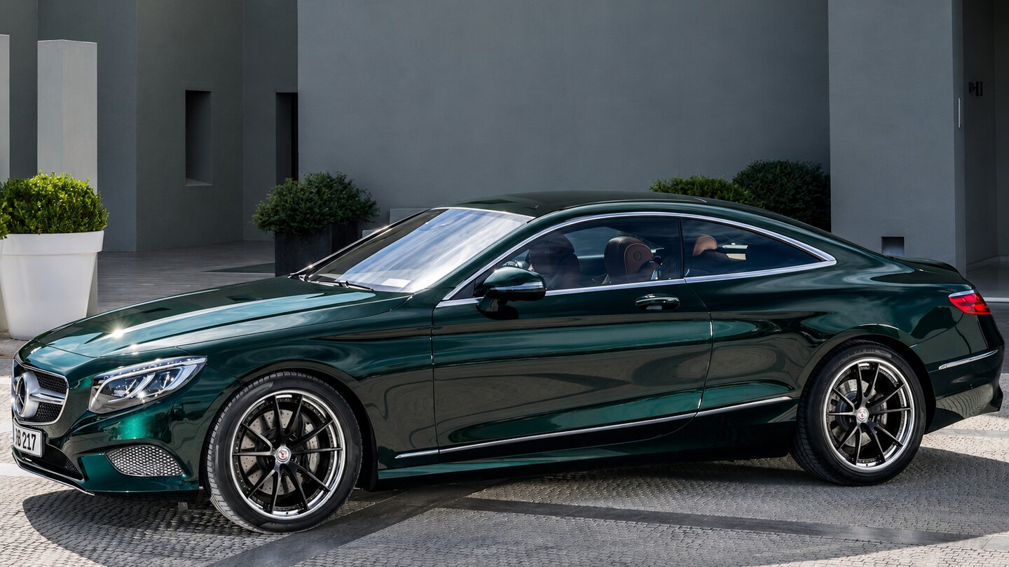 Пример подходящего ракурса: Mercedes-Benz S-Class Coupe в три четверти