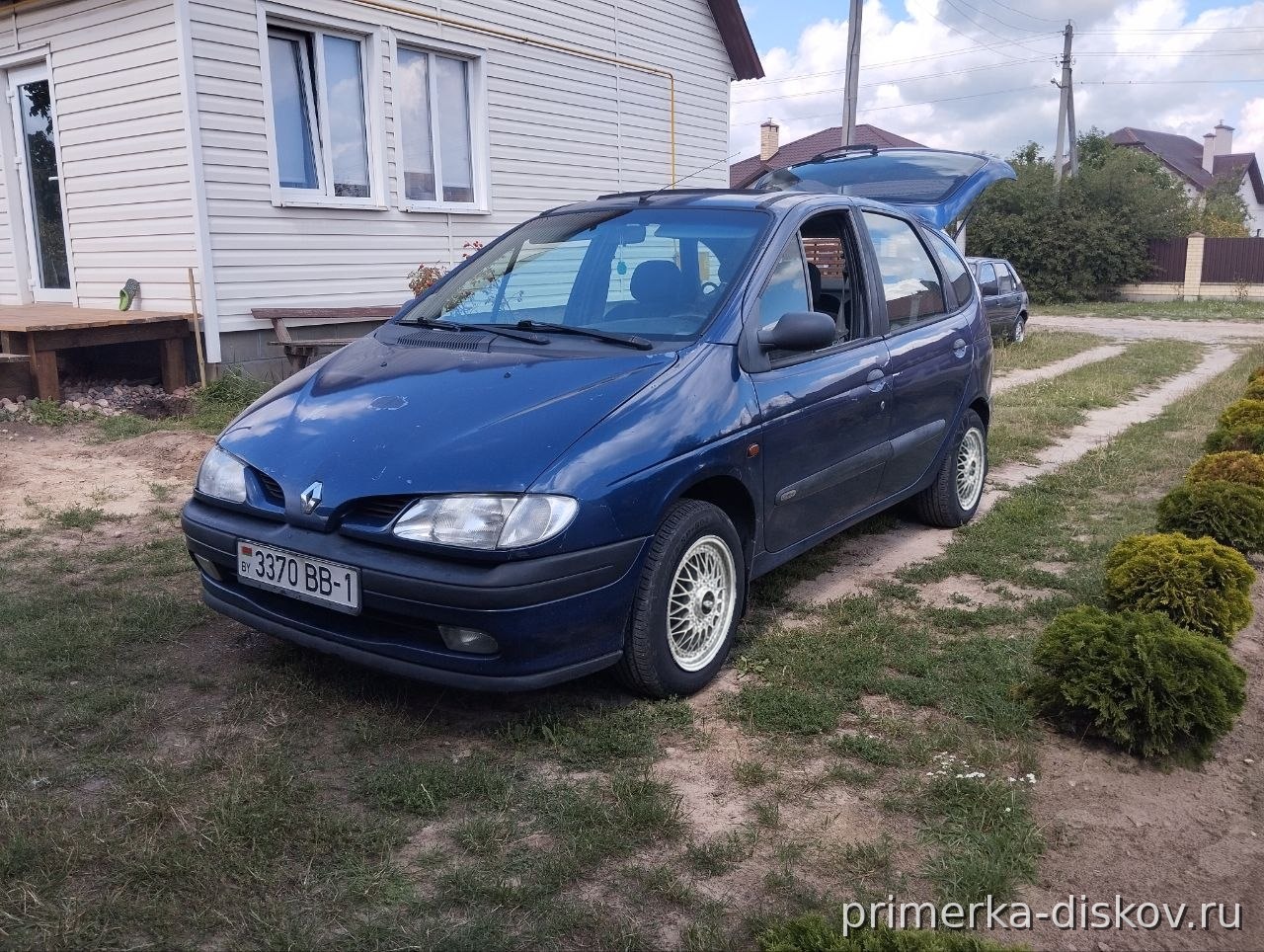 RENAULT — После примерки